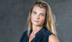 Empreendedora e executiva de sucesso que já foi sacoleira lança livro em Brasília