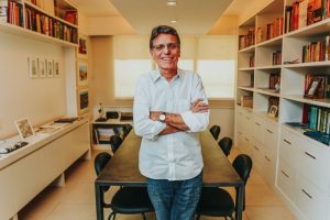 ‘Bate-papo com Hélio Doyle’ estreia dia 5 na TV 61, do Expresso 61