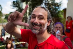 Liberdade para Rodrigo Pilha, o preso político de Bolsonaro: entrevista com Érico Grassi, seu irmão