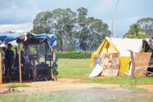 A cruel política higienista de Ibaneis e o aumento da população de rua – Coletivo Voz e Rua