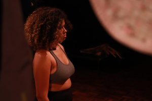 Vida Provisória: atriz estreia monólogo autobiográfico nesta quarta-feira (12)