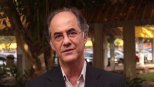 Uma trajetória acadêmica: do agrarismo aos direitos socioambientais