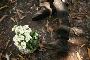 Coletivos se manifestam contra o ato de intolerância religiosa praticado na Praça dos Orixás
