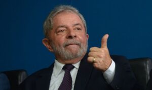 Pesquisas mostram a vitória de Lula, mas o triunfalismo é traiçoeiro: Bate papo com Hélio Doyle