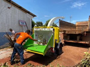 Triturador de galhos vai ajudar nas podas de árvores, além de garantir adubo orgânico aos pequenos agricultores