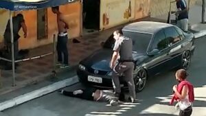 A ameaça fascista de Bolsonaro se alia à venda da soberania nacional: Bate-papo com Hélio Doyle￼￼￼￼￼