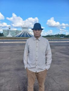 Darlan é um artista brasiliense