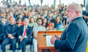 Lula lança Pronasci II com foco na proteção de mulheres e jovens da periferia
