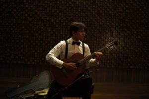 Cantor e compositor Luciano Portela lança EP de samba que nos transporta para o universo dos botequins