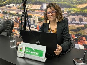 Edna anuncia inscrições para curso sobre educação antirracista