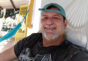 CINCO POEMAS DE MIGUEL BOUÉRES