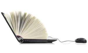 Laura Bacellar acompanha em detalhe todos os passos da produção editorial