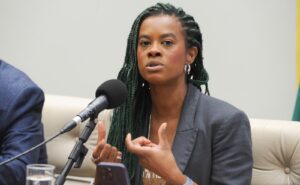 Carol Dartora participa de missão internacional pela Educação em Singapura