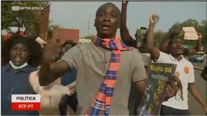 Guiné-Bissau e a resistência ao recém golpe de estado: TV 61 entrevista o jornalista Armando Lona, líder da Frente Popular