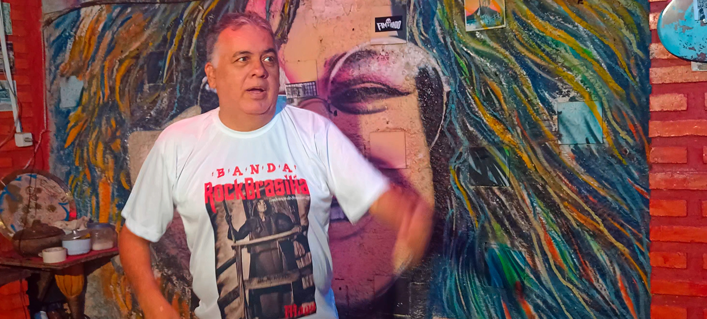 Do Próprio Bol$o, 44 anos mantendo acesa a chama do rock